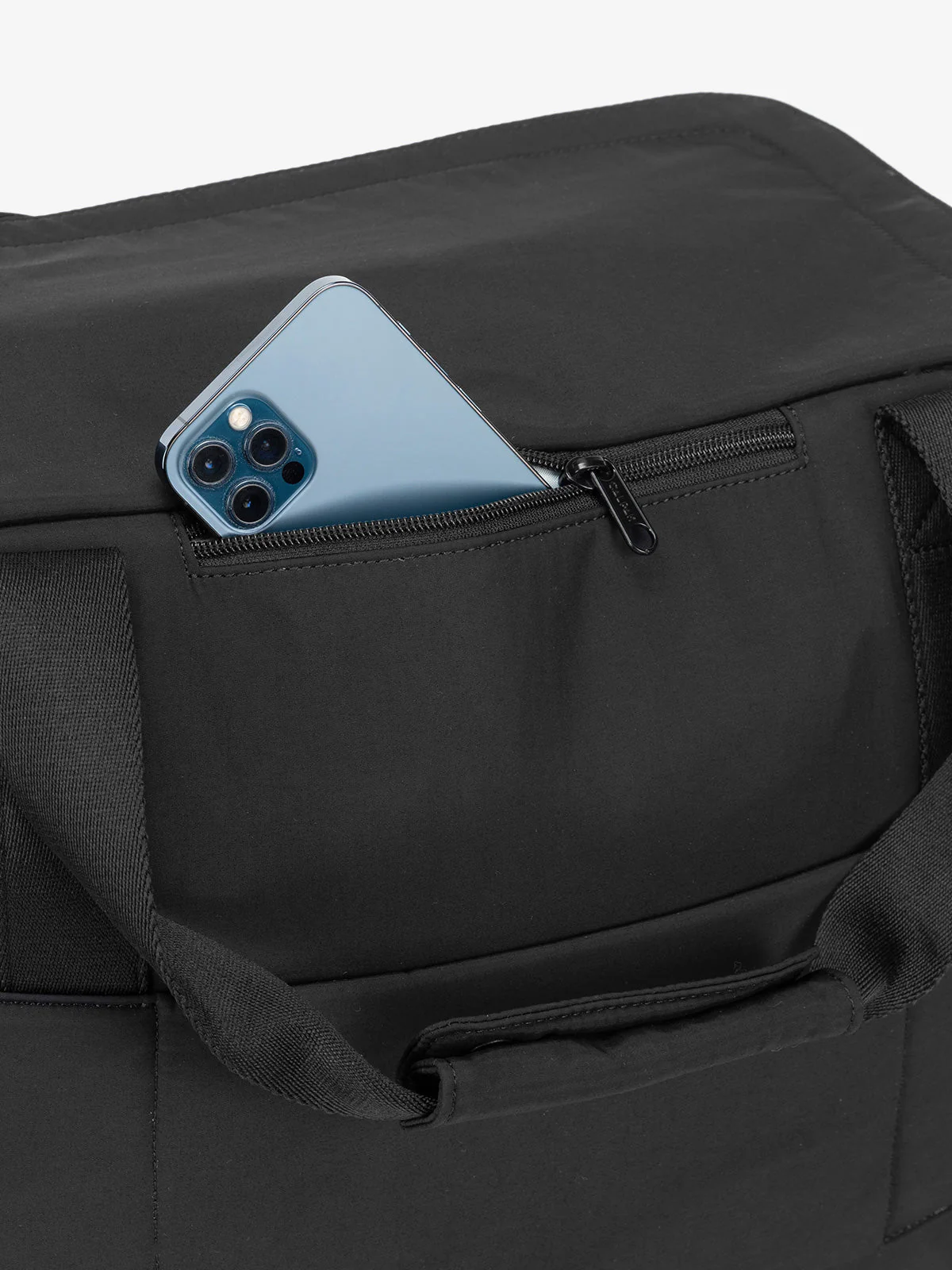 Connect Laptop Duffel - Image 21