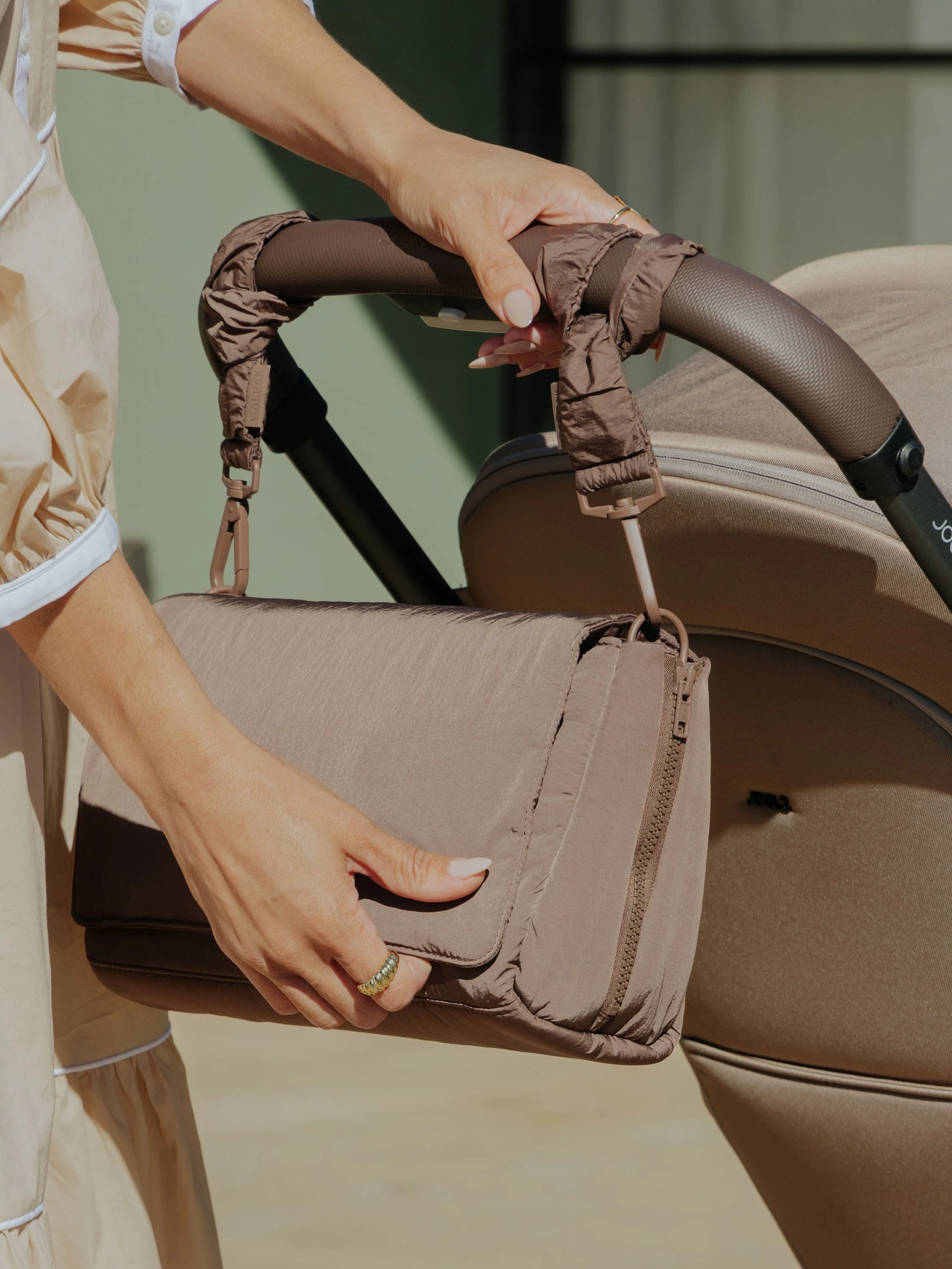 Convertible Stroller Caddy Crossbody - Image 20