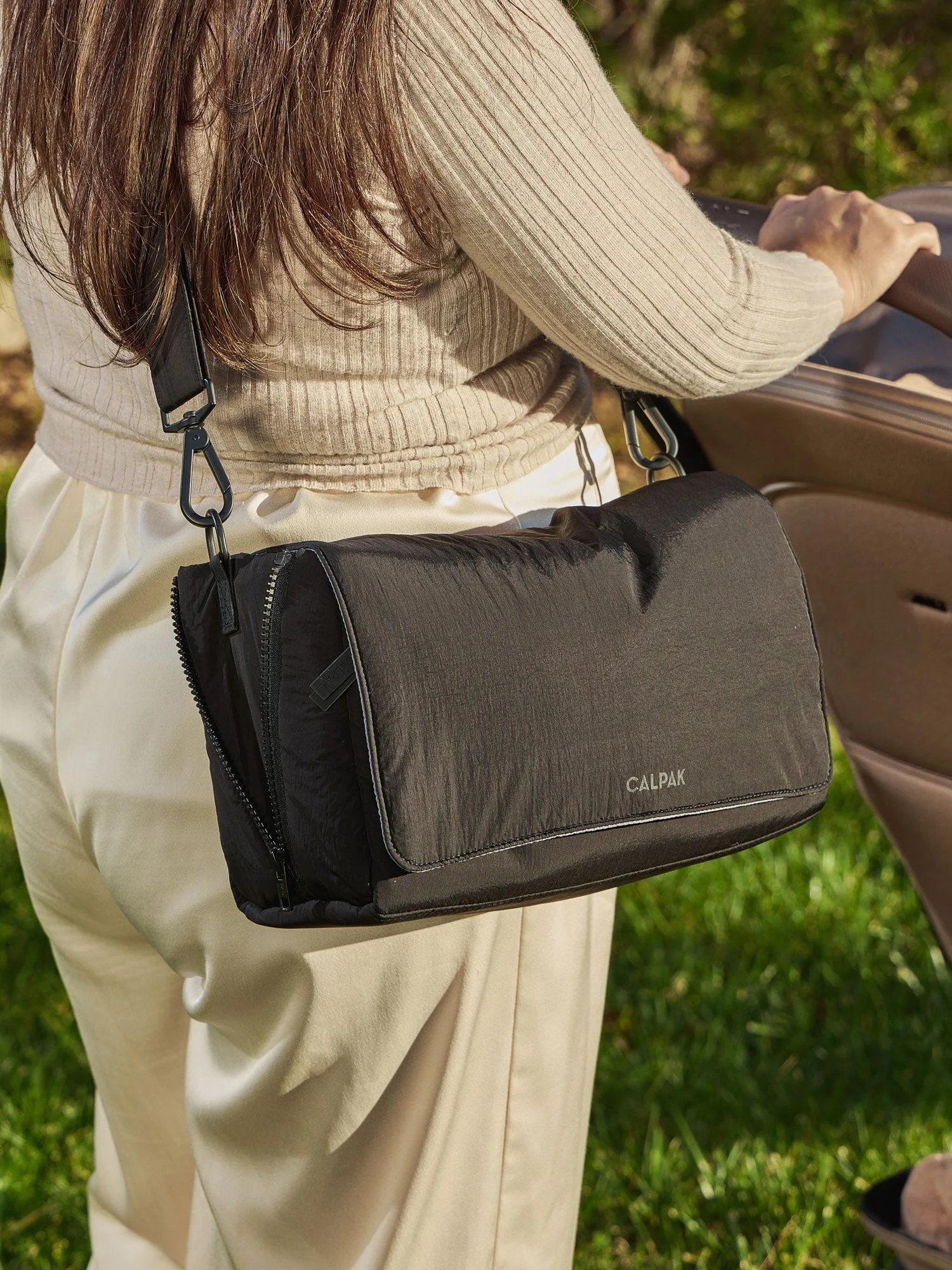 Convertible Stroller Caddy Crossbody - Image 25