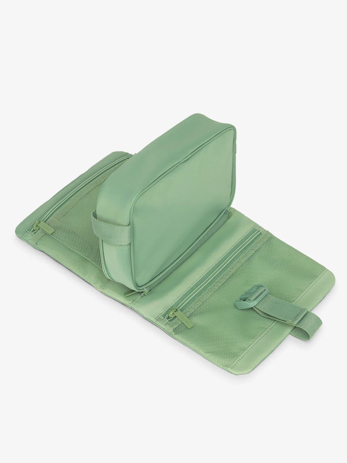 Fit Hanging Dopp Kit - Image 21