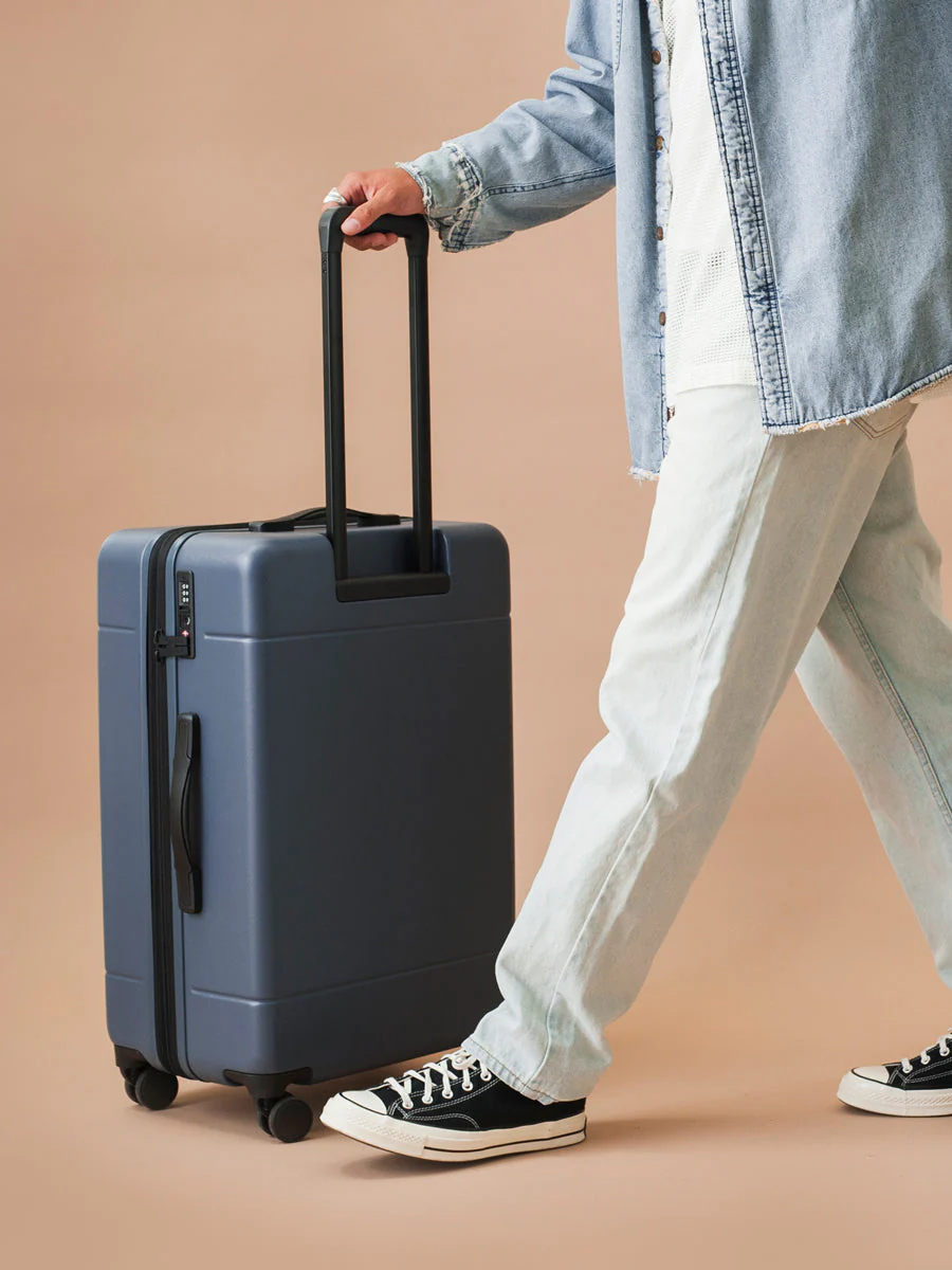 Hue Medium Luggage - Image 25