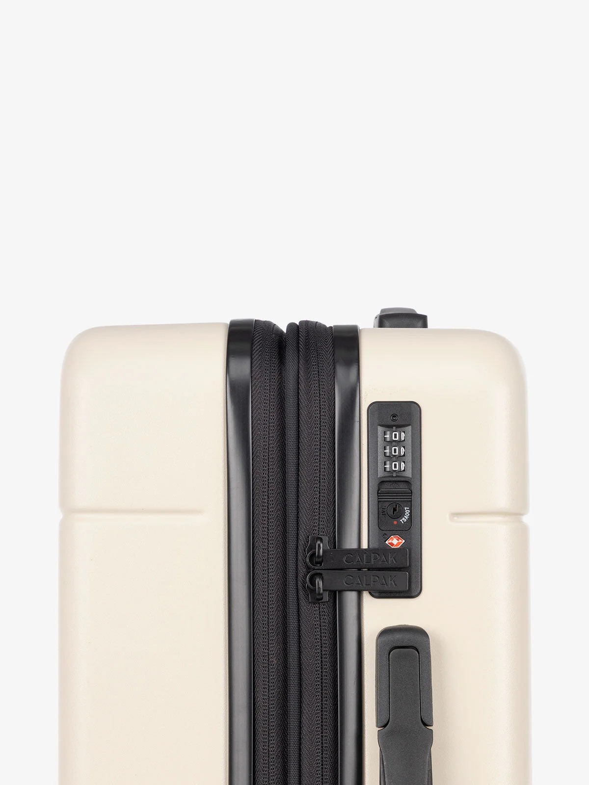 Hue Medium Luggage - Image 29