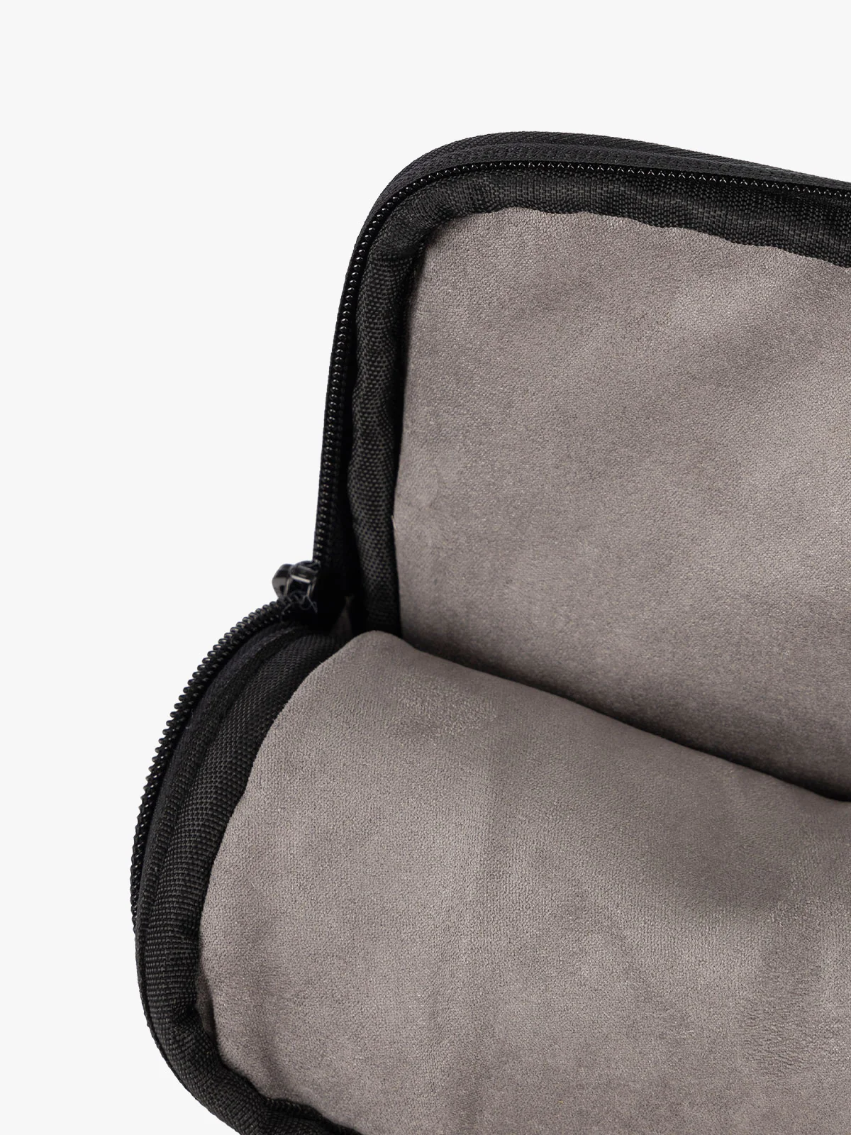 Luka 14" Padded Laptop Sleeve - Image 14