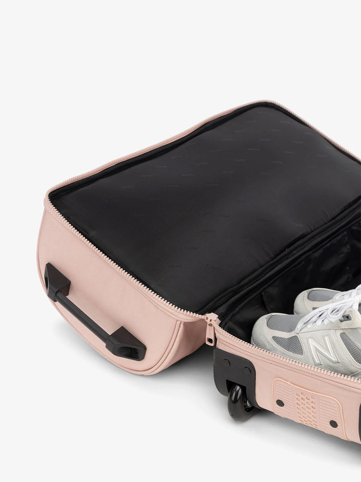 Stevyn Rolling Duffel (Test Product) - Image 22