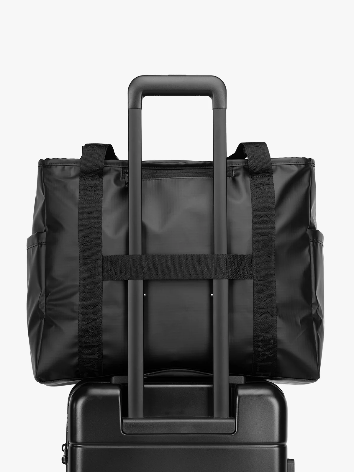 Terra 35L Water Resistant Zip Tote Bag - Image 103