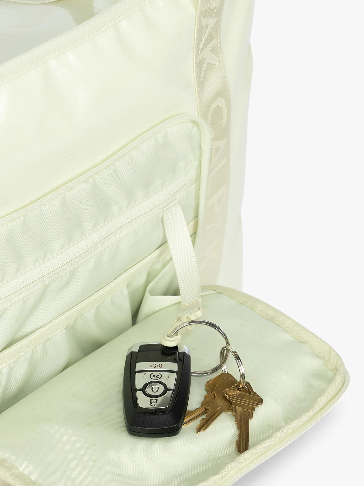 Terra 35L Water Resistant Zip Tote Bag - Image 121