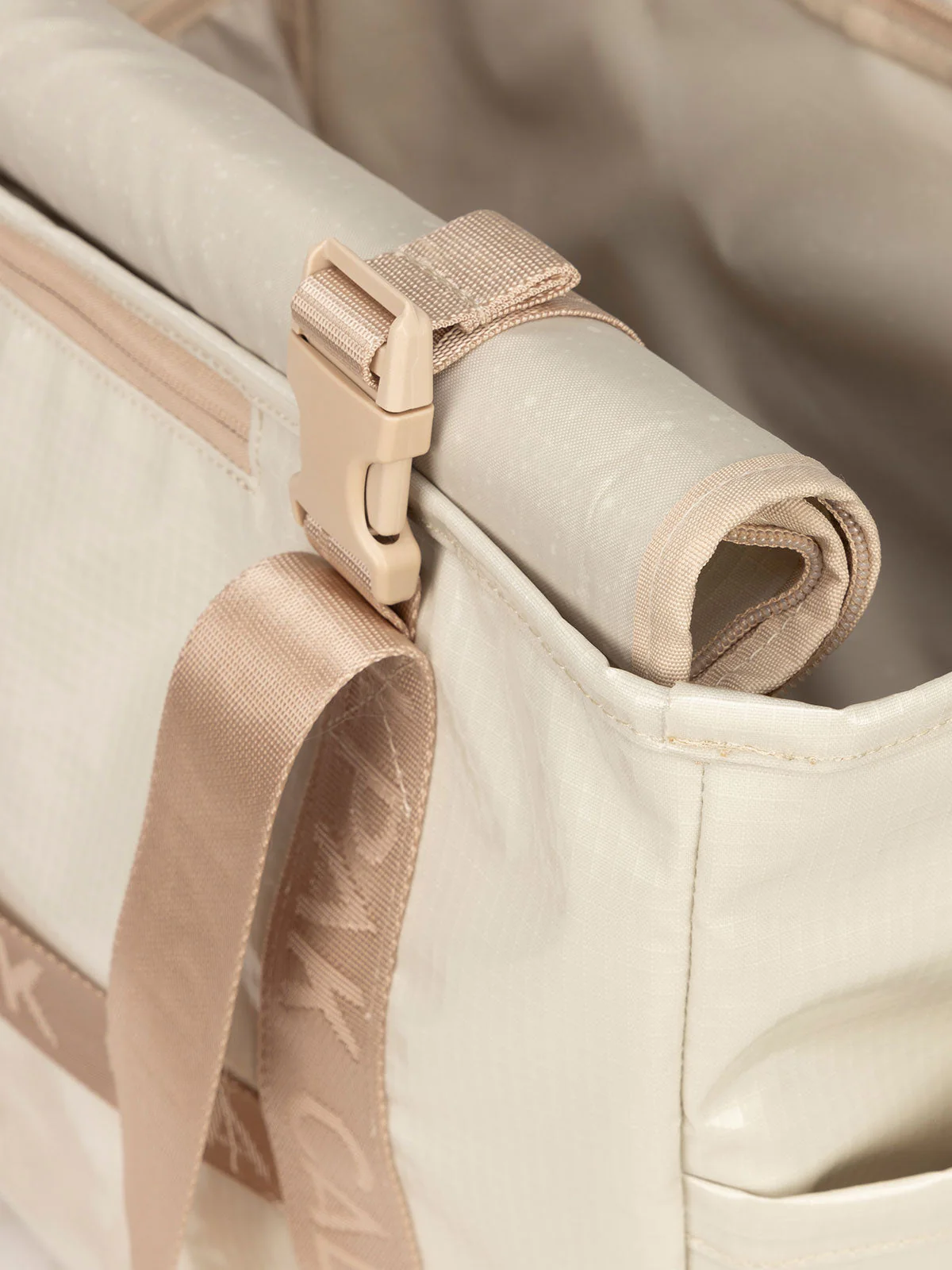 Terra 35L Water Resistant Zip Tote Bag - Image 39