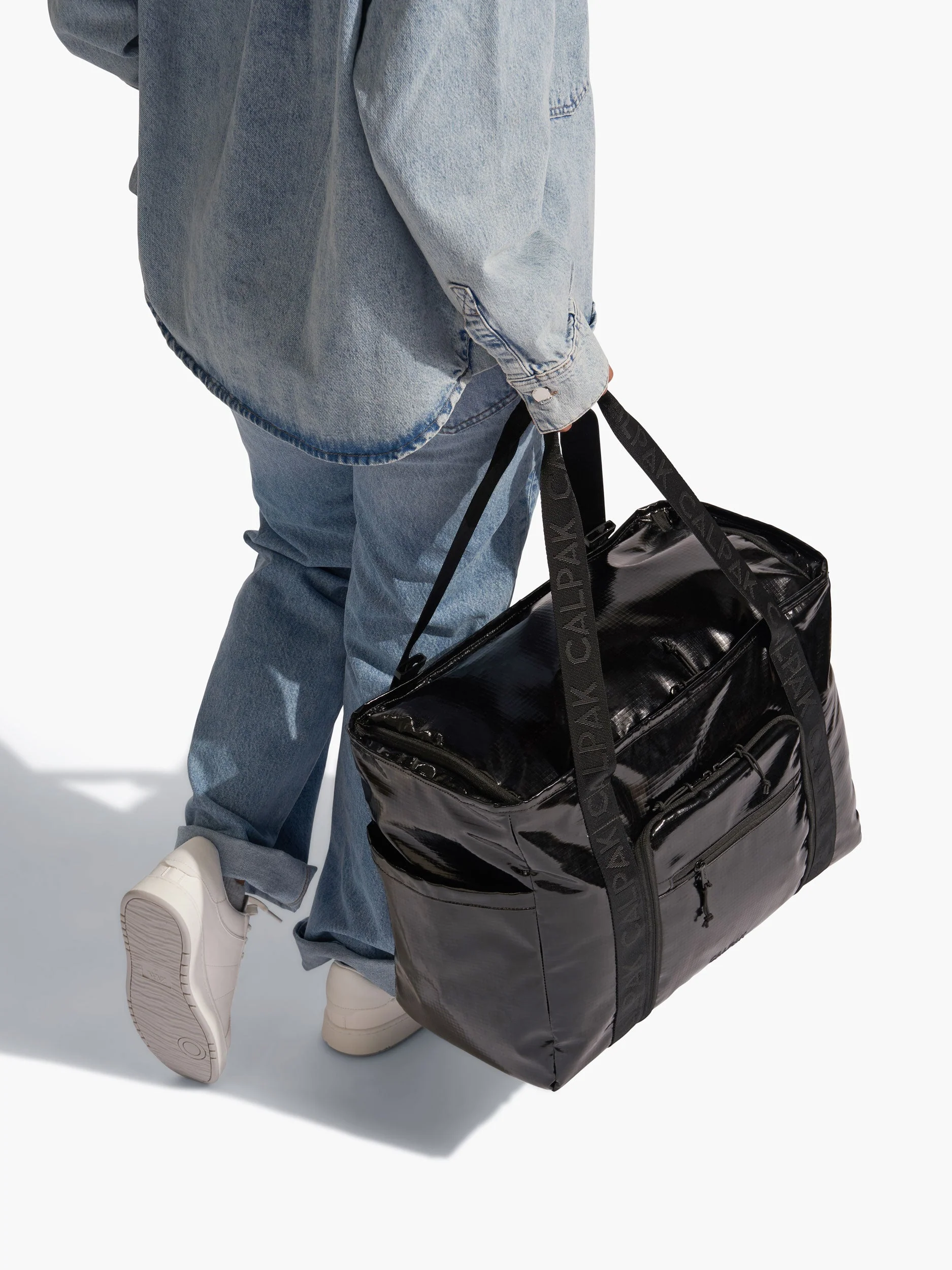 Terra 35L Water Resistant Zip Tote Bag - Image 45