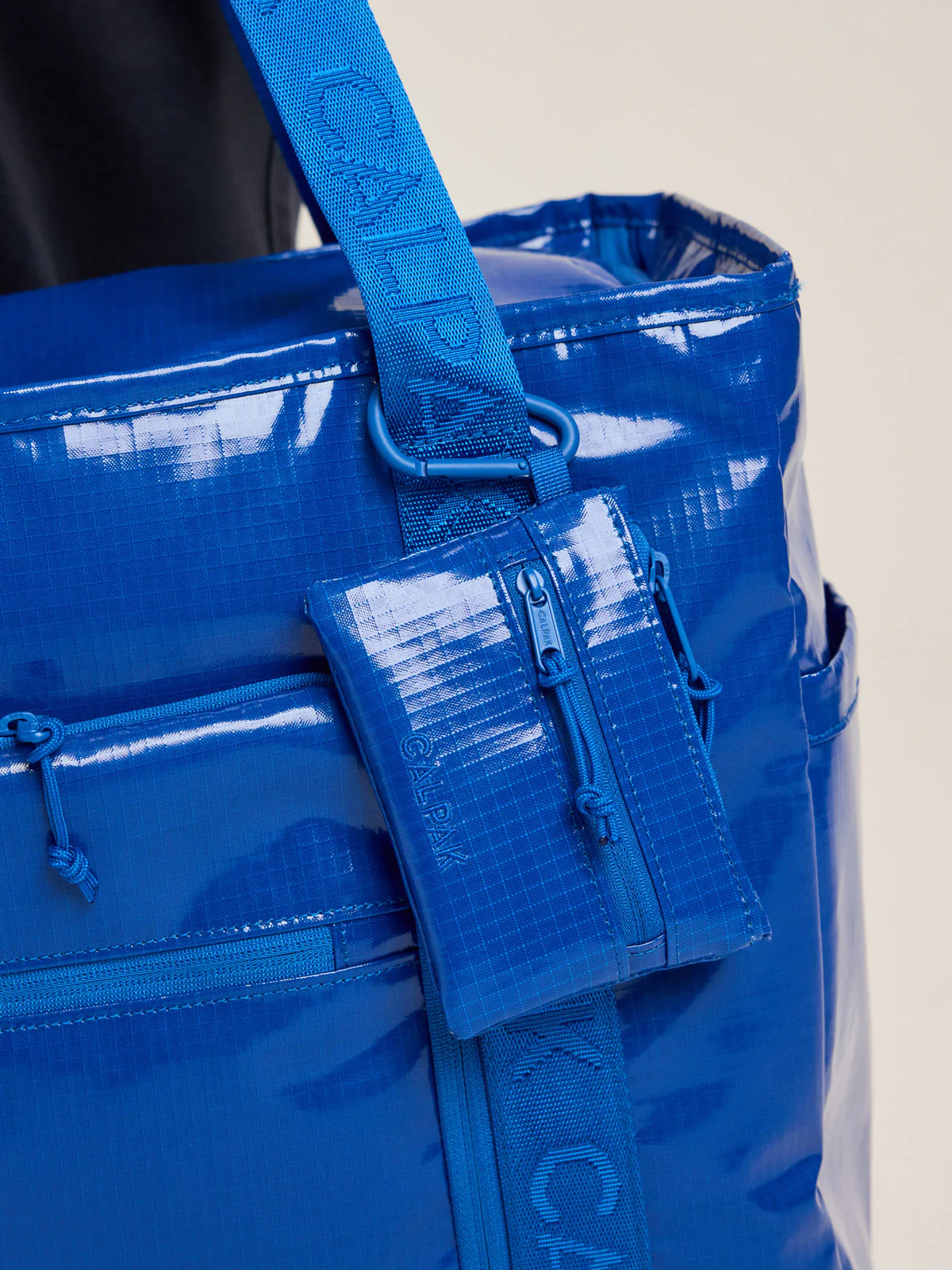 Terra Clippable Card Pouch - Image 46