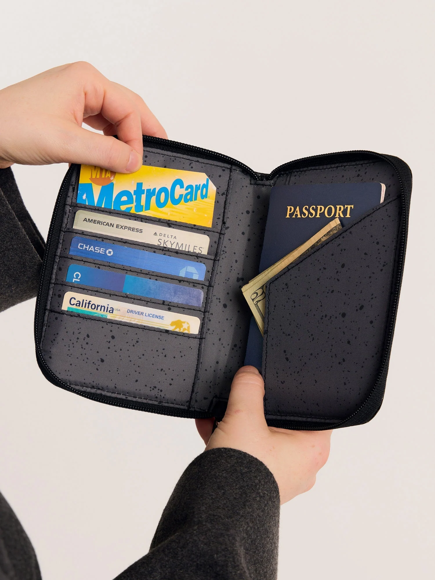 Terra Zip Passport Wallet - Image 23