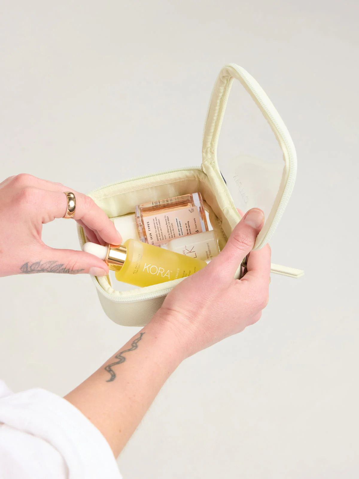 Tiny Clear Cosmetics Case - Image 39